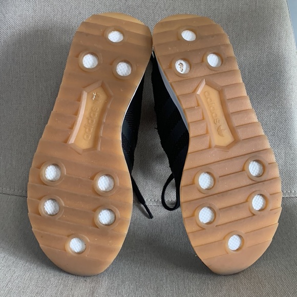 Addis’s sneakers - Picture 4 of 4